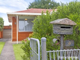4 Oaklea Place