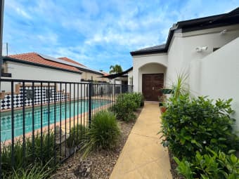 12 Joel Court, Helensvale, QLD, 4212