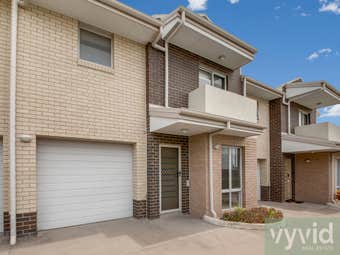 2/57 Toolooa Street, South Gladstone, QLD, 4680