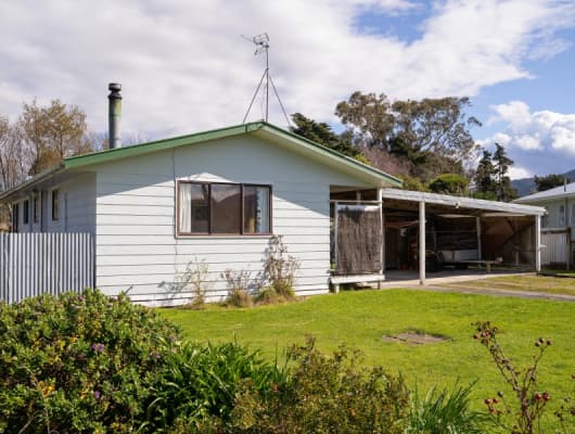 74 Woodward St E, Featherston, Wellington
