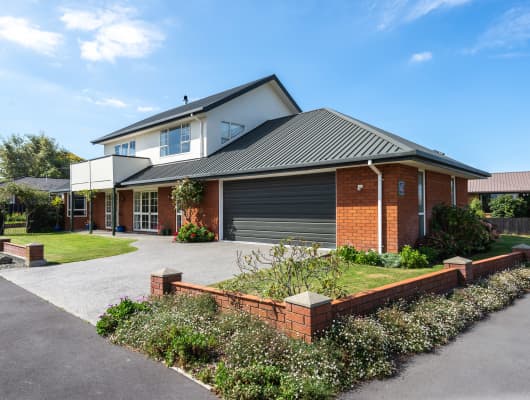 4 Beauford Place, Parklands, Canterbury