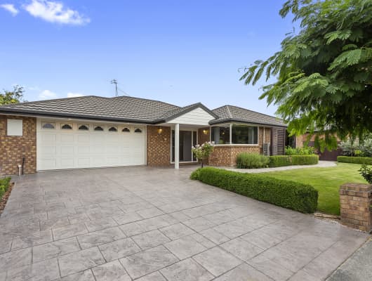 15 Hewitts Road, Woodend, Canterbury