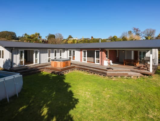8A Bronte Place, Cambridge, Waikato - House For Sale ...