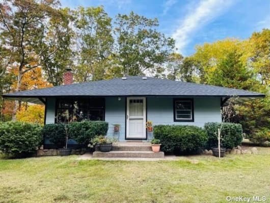 47 Jackson Ave, Sound Beach, NY, 11789