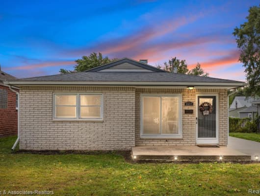 221 W Tacoma St, Clawson, MI, 48017