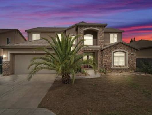 6588 West Dovewood Lane, Fresno, CA, 93723
