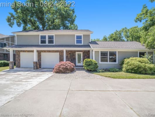 213 Fabius Drive, Troy, MI, 48098