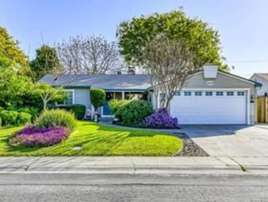 4968 J Pkwy, Parkway, CA, 95823