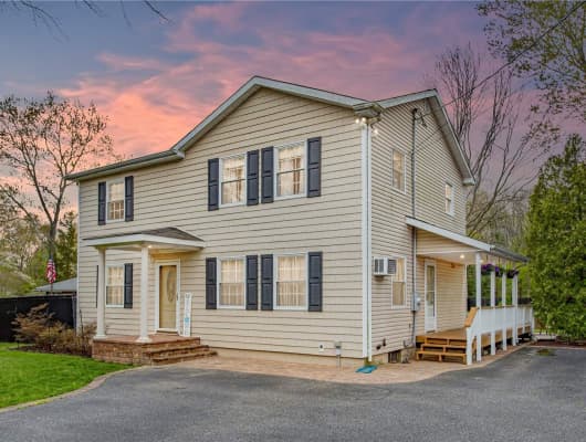 290 Lake Avenue South, Nesconset, NY, 11767