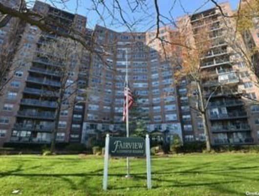 Unit B1000/61-20 Grand Central Pkwy, New York, NY, 11375