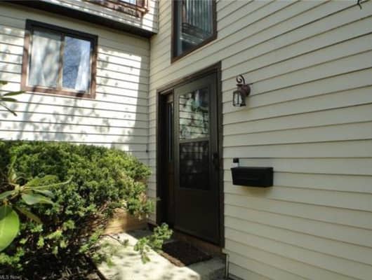 Unit A23/7378 Pine Ridge Ct, Middleburg Heights, OH, 44130