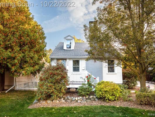 228 East Baker Avenue, Clawson, MI, 48017