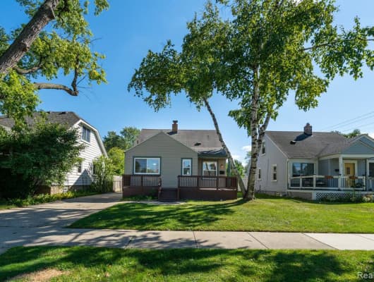 155 Charlevoix St, Clawson, MI, 48017