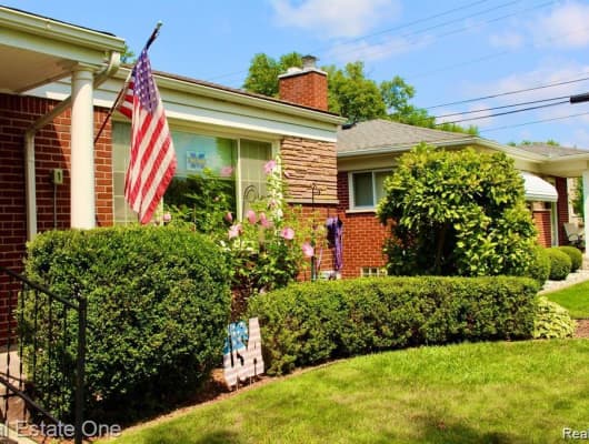 214 Park Drive, Clawson, MI, 48017