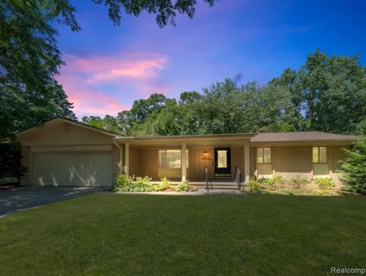 53 Randall Drive, Troy, MI, 48085