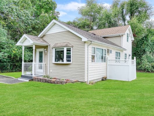 24 Lillian Drive, Lake Ronkonkoma, NY, 11767