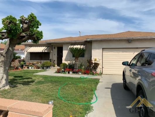 1728 Clinton Street, Delano, CA, 93215