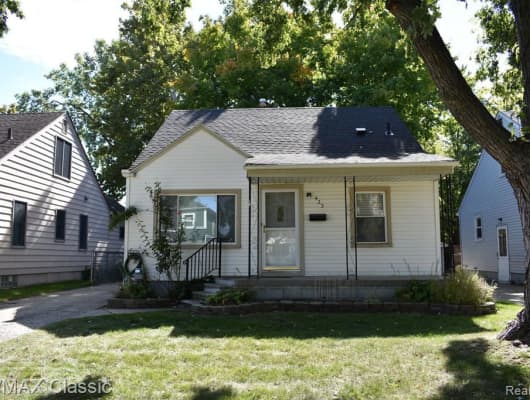 423 Highland Ave, Clawson, MI, 48017