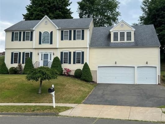 76 Eastbury Hill Drive, Middletown, CT, 06457