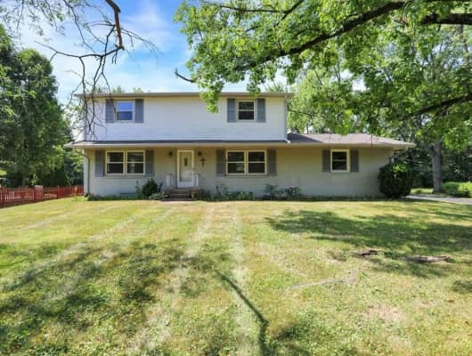 7507 Honnen Drive South, Indianapolis city (balance), IN, 46256