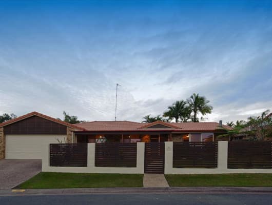 19 Parklake Dr, Mudgeeraba, QLD, 4213