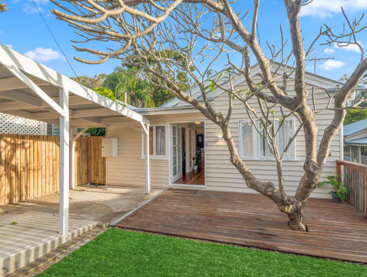 34 Chiswick Rd, Bardon, QLD, 4065
