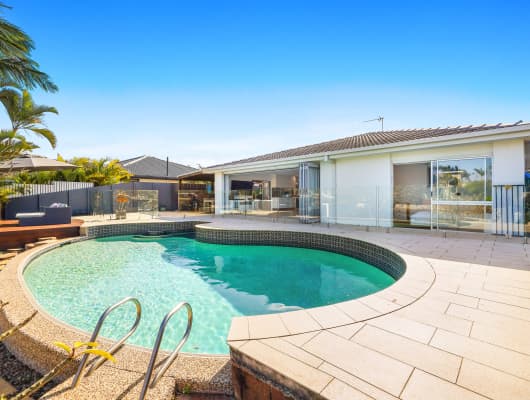 32 Saywell Street, Bundall, QLD, 4217