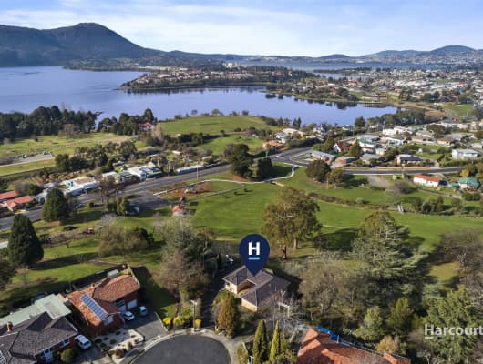 100 Sales Reviews For Agents At Harcourts Signature New Town Ratemyagent