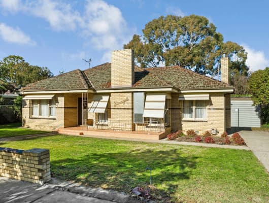 5 College Cres, Flora Hill, VIC, 3550