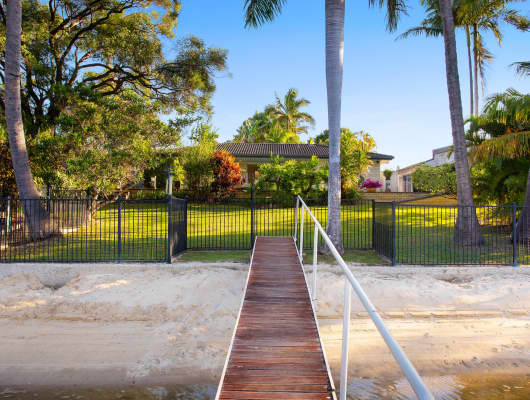 5 Park Avenue, Broadbeach Waters, QLD, 4218
