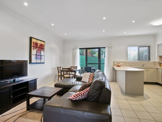 6 162 Noosa Parade Noosaville Qld 4566 Apartment For Sale Ratemyagent