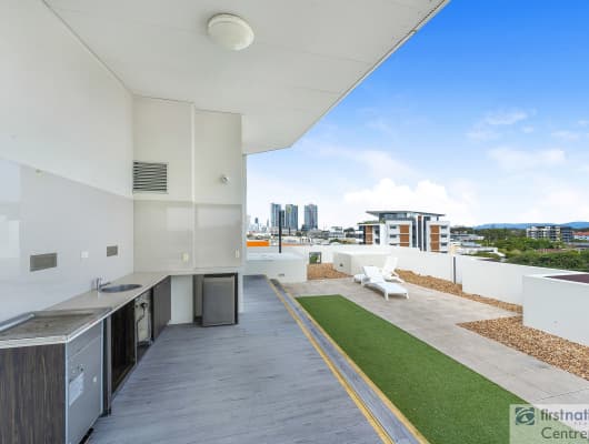42/171 Scarborough Street, Southport, QLD, 4215