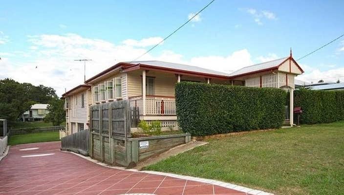 16 property listings for Mareece McMahon at Oxbridge ...