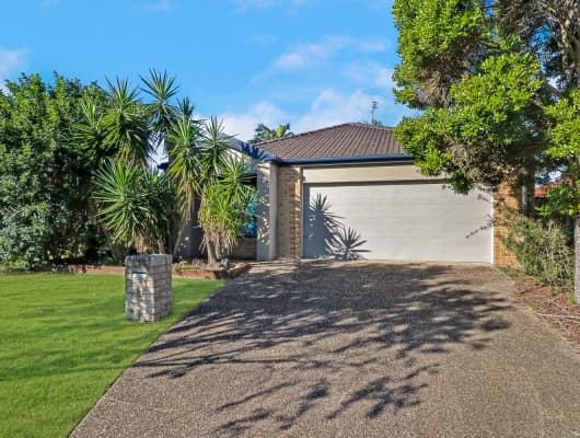 8 Parkland Dr, Pacific Paradise, QLD, 4564
