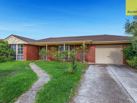 61 Black Dog Dr, Brookfield, VIC, 3338