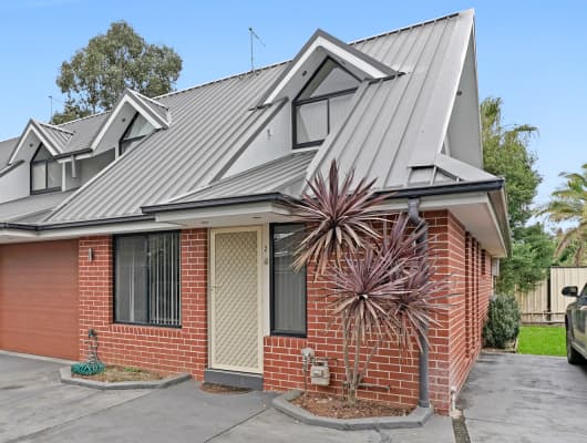 2/18 Hobart Street, Oxley Park, NSW, 2760