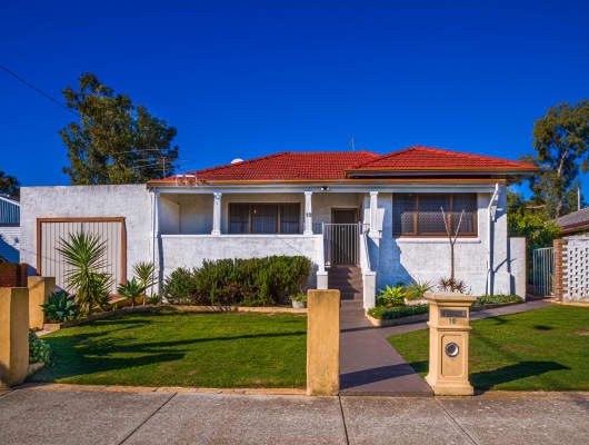 10 Victor Street, Hilton, WA, 6163