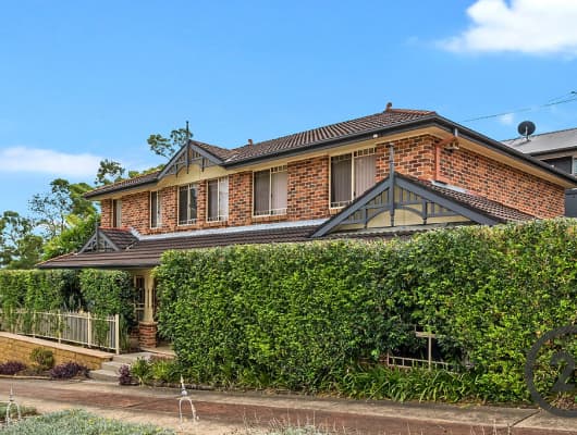 838 Henry Lawson Dr, Picnic Point, NSW, 2213