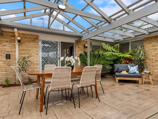 2 Sirius Avenue, Bateau Bay, NSW, 2261