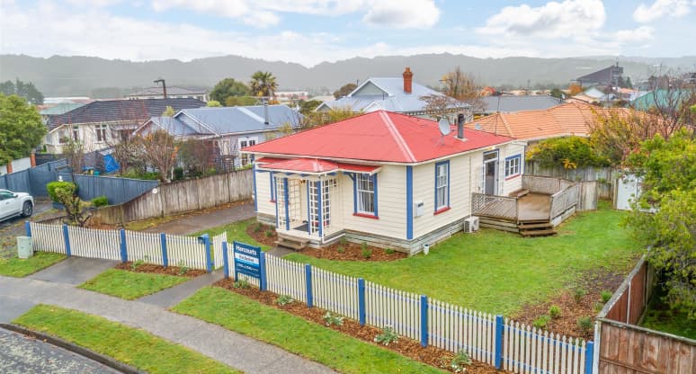 2 Phar Lap Grove, Trentham, Wellington