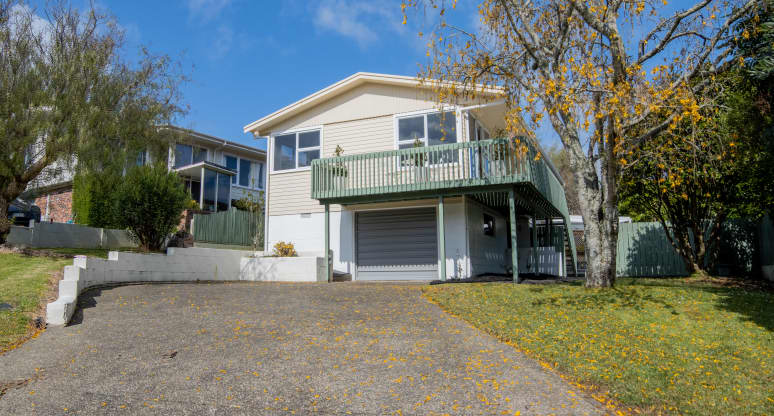 18 Blakeborough Drive, Forrest Hill, Auckland