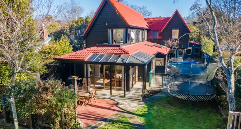 15 Barton Road, Heretaunga, Wellington