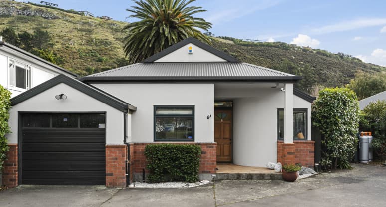 6A St Leonards Square, Sumner, Canterbury