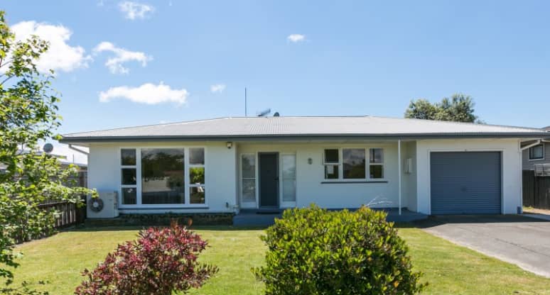 33A Trinity Cres, Pirimai, Hawke's Bay