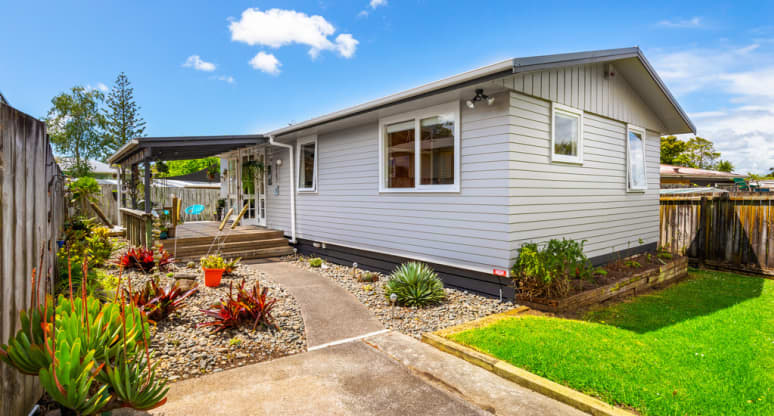 93 Hobsonville Road, West Harbour, Auckland