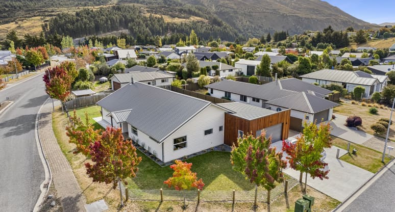 21 Timsfield Drive, Lake Hawea, Otago