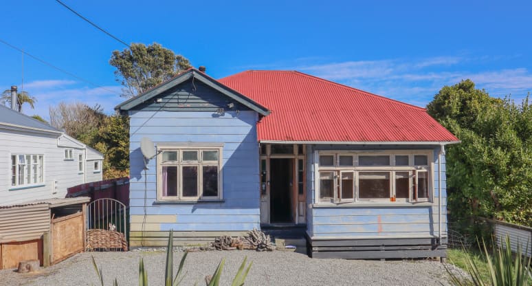 110 Bright Street, Cobden, West Coast