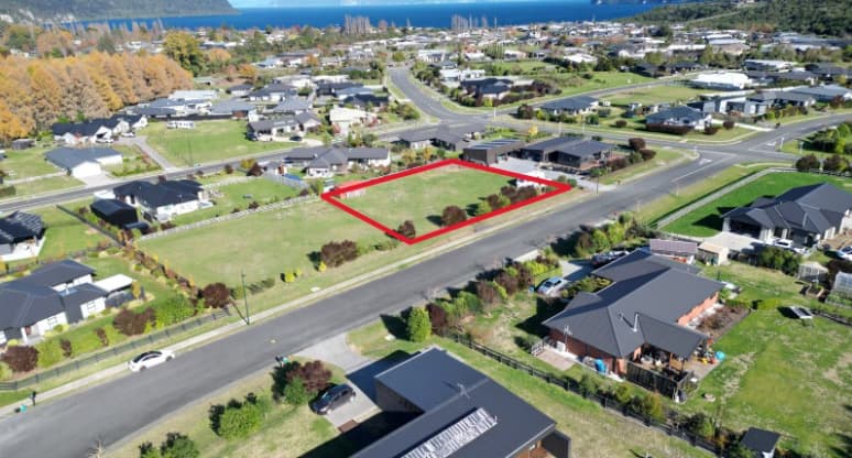 4 Lancewood Way, Kinloch, Waikato