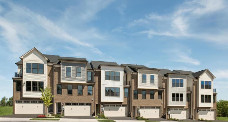 13715 HUNT VALLEY COURT Cockeysville MD 21030 Townhouse For Sale