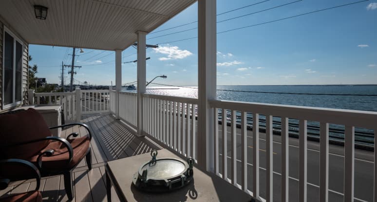 300 North Bayview Avenue, Seaside Park, NJ, 08752
